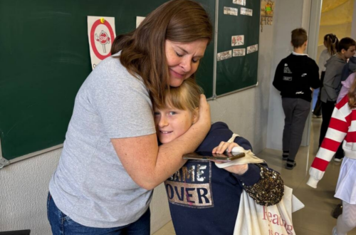 Шум школа у моря